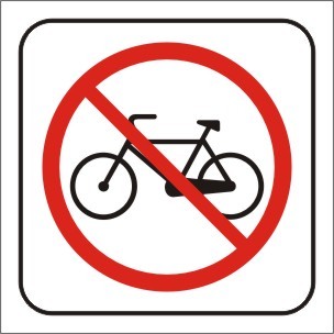 Biciklivel bejönni tilos! - 10 cm x 10 cm - matrica