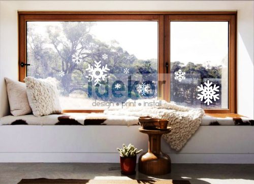 Ablakra ragasztható matrica hópelyhek